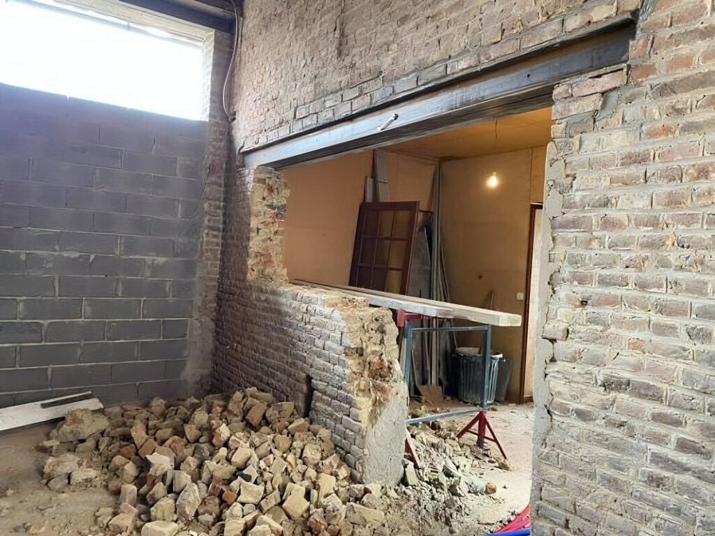 besoin de rénover un mur porteur à paris 13 ? profitez de notre expertise pour des travaux sûrs et conformes aux normes. devis gratuit et intervention rapide par des professionnels qualifiés.