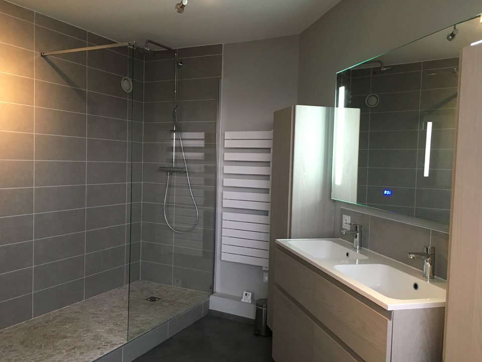 confiez la r&eacute;novation de votre salle de bain &agrave; chaville &agrave; nos experts. solutions sur mesure, mat&eacute;riaux de qualit&eacute; et accompagnement de a &agrave; z pour un espace moderne et fonctionnel.