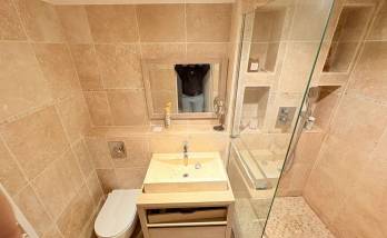 confiez la r&eacute;novation de votre salle de bain &agrave; paris 17 &agrave; des experts qualifi&eacute;s, pour un r&eacute;sultat de qualit&eacute; &agrave; petit prix. devis gratuit et interventions rapides. transformez votre espace sans vous ruiner !