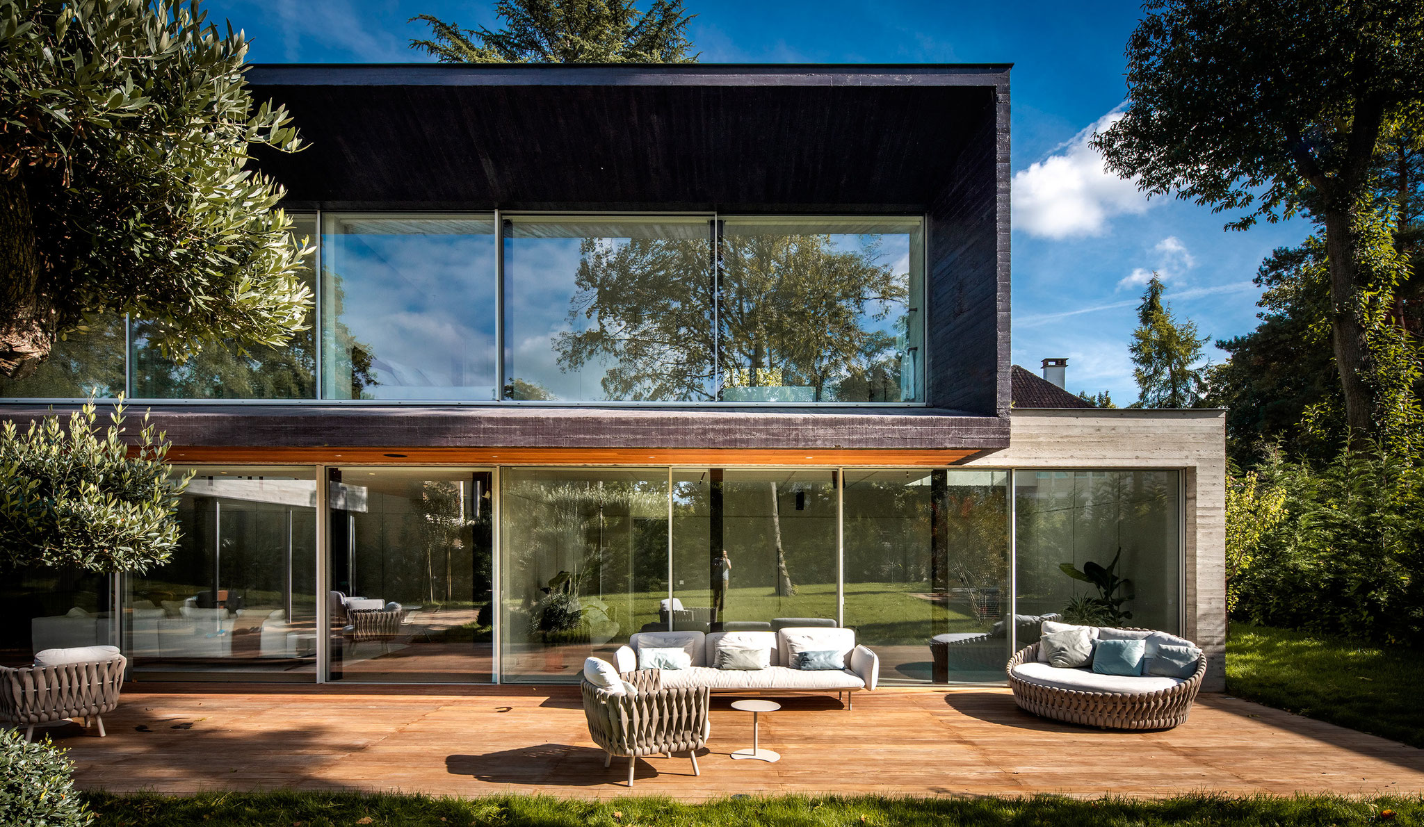 expert en rénovations à vaucresson, nous transformons votre maison ou appartement avec des solutions sur mesure. qualité, conseil et accompagnement personnalisés. demandez votre devis gratuit !