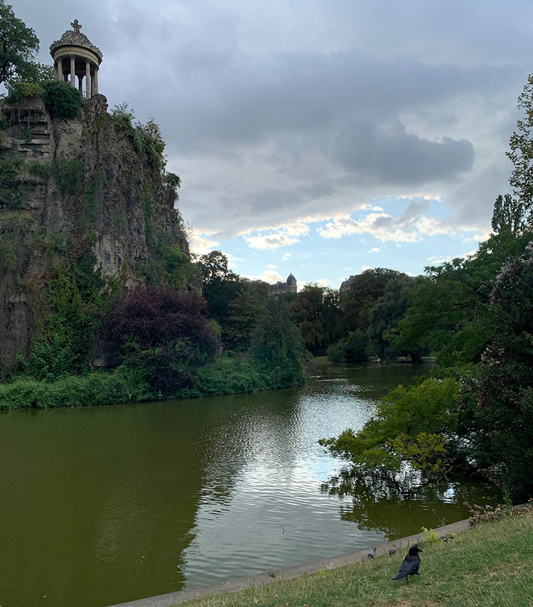 d&eacute;couvrez comment pr&eacute;server et prot&eacute;ger le parc des buttes-chaumont &agrave; paris. initiatives, conseils et actualit&eacute;s pour soutenir la sauvegarde de ce patrimoine naturel unique.