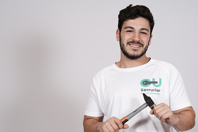besoin d'un serrurier en urgence à gennevilliers ? intervention rapide 24h/24 pour ouverture de porte, changement de serrure et dépannage. devis gratuit et service fiable.