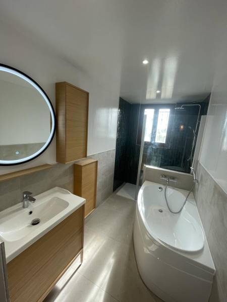 d&eacute;couvrez notre service de transformation de salle de bains &agrave; reuil-en-brie en 2025 : r&eacute;novation compl&egrave;te, modernisation sur-mesure et conseils personnalis&eacute;s pour sublimer votre espace bien-&ecirc;tre.