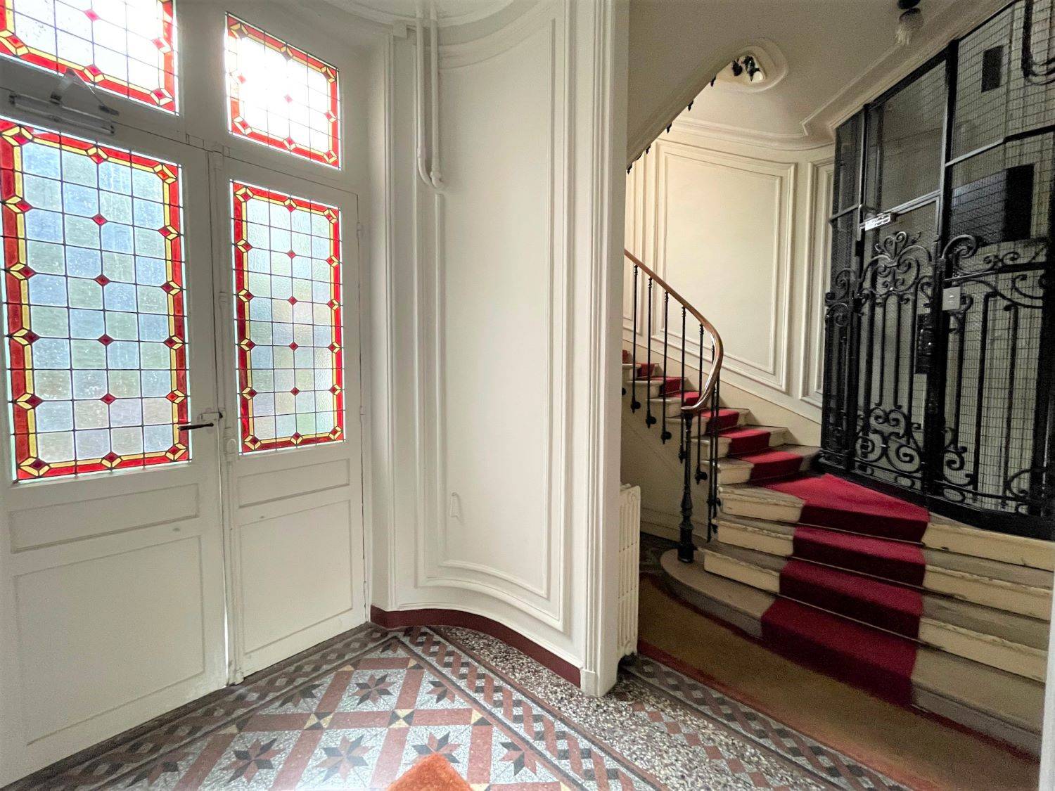 d&eacute;couvrez nos offres de biens r&eacute;nov&eacute;s &agrave; vendre &agrave; neuilly-sur-seine : appartements et maisons enti&egrave;rement modernis&eacute;s, situ&eacute;s dans un cadre prestigieux. investissez dans un immobilier de qualit&eacute; au c&oelig;ur de neuilly.