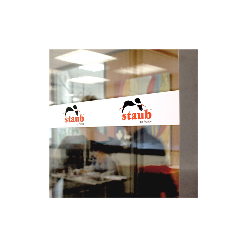 d&eacute;couvrez notre service de vitrerie personnalis&eacute;e : conception et installation de vitrages sur-mesure pour sublimer votre int&eacute;rieur et r&eacute;pondre &agrave; tous vos besoins en verre d&eacute;coratif ou fonctionnel.